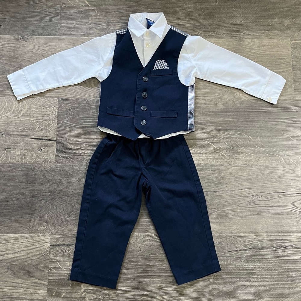 Chaps 3 piece shirt vest and pant set size 2T